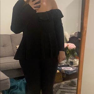 One shoulder on one shoulder off